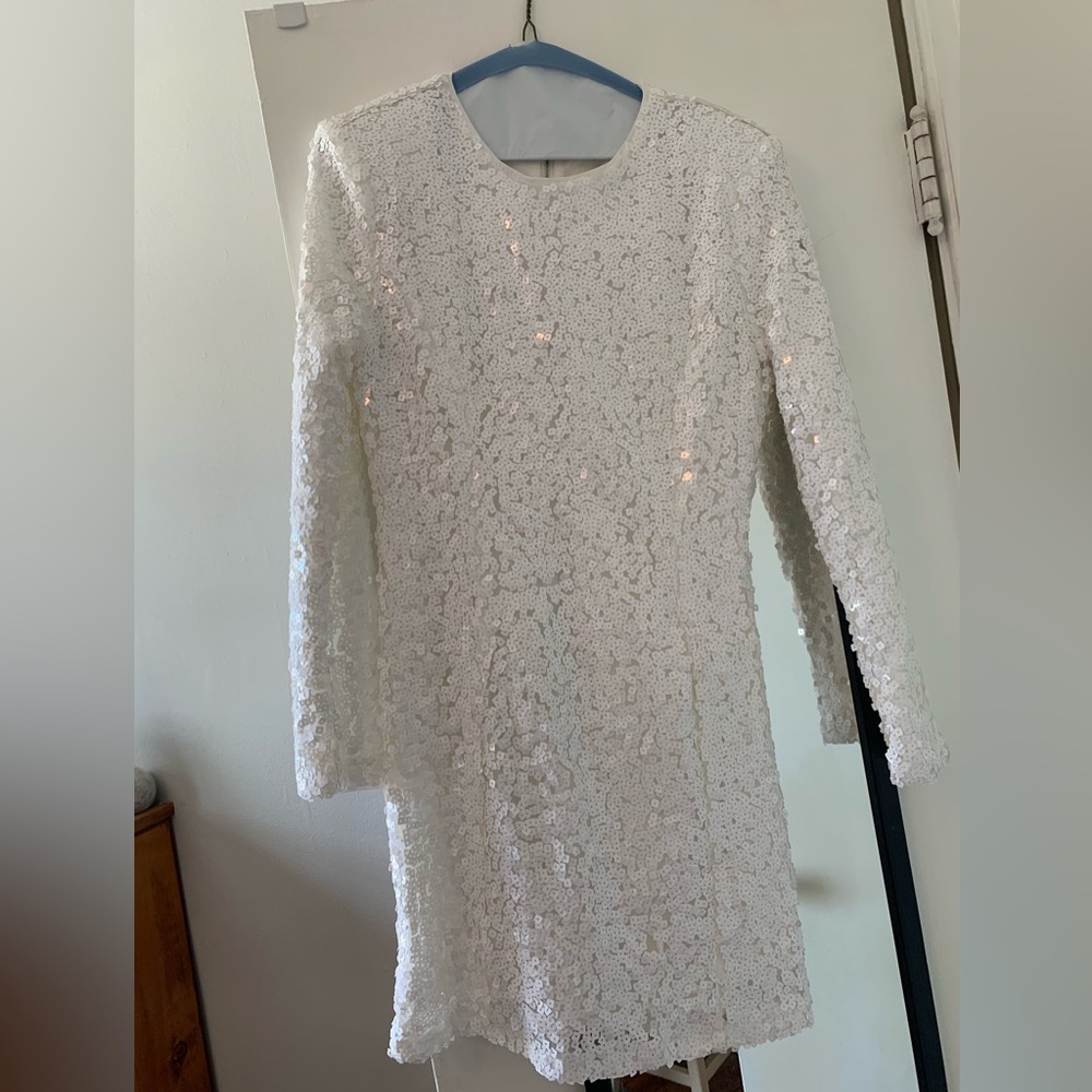 Long Sleeve Sequin Dress -white large